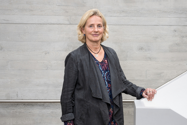 Prof. Dr. Elke Schierer